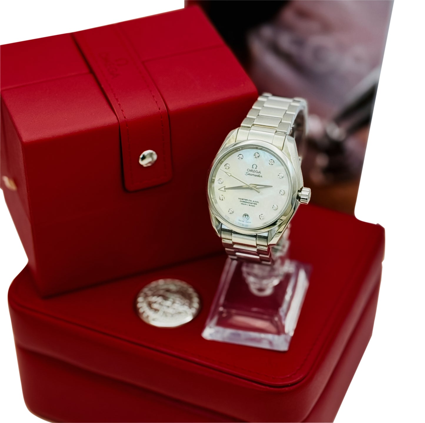 Omega Aqua Terra 38 mm Stainless Steel Mother of Pearl Diamond Dial